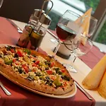 Zum Zecher Hotell
